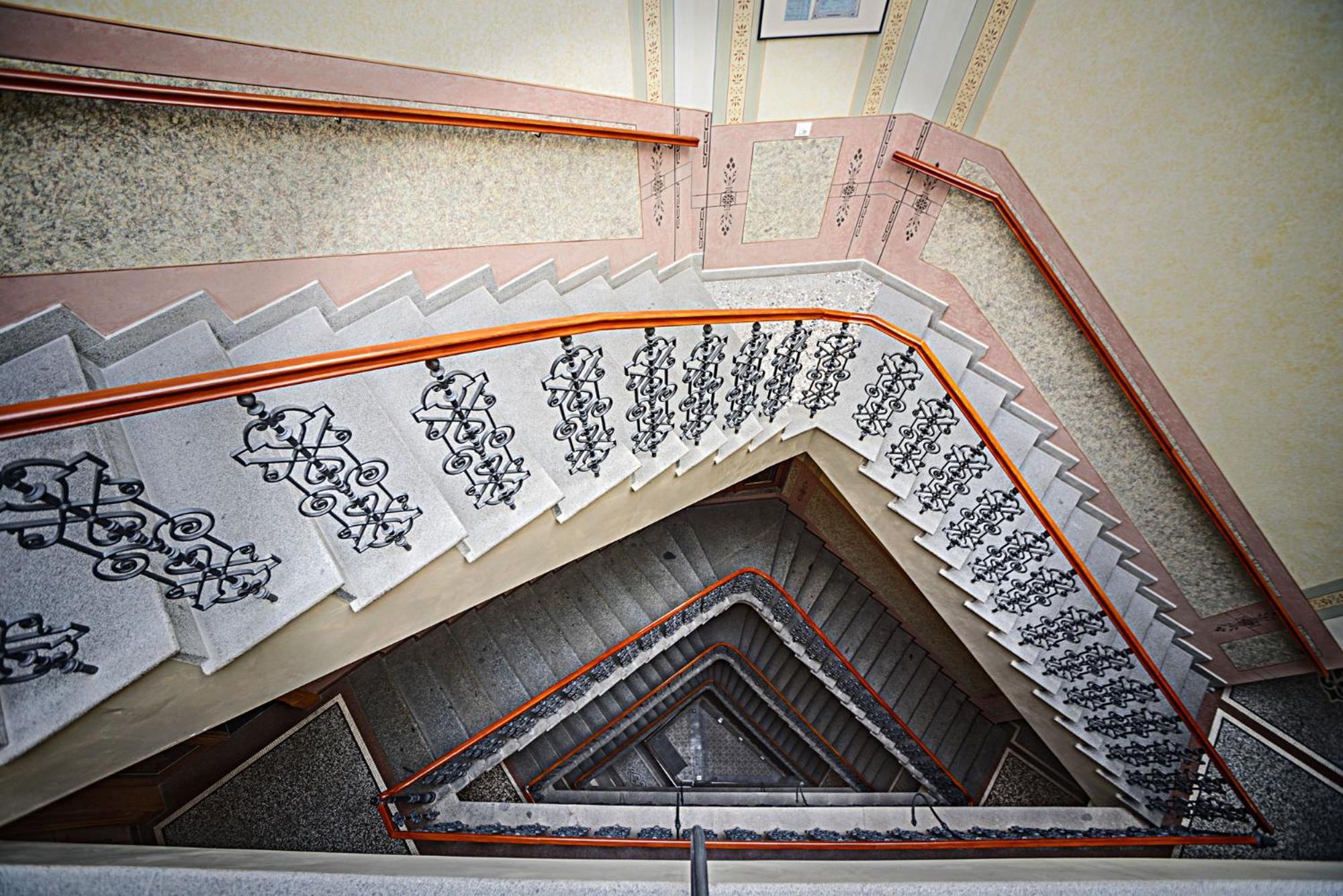 Deminka Palace — Photos 3